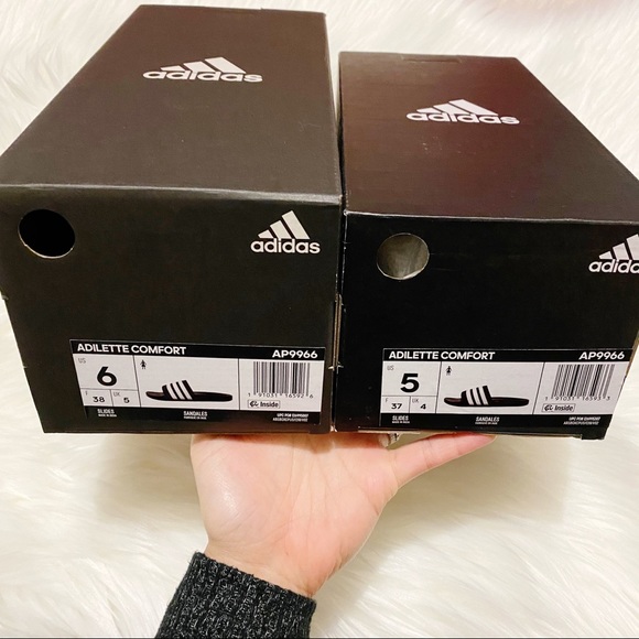 Adidas • Adilette Comfort Slides - Picture 9 of 10